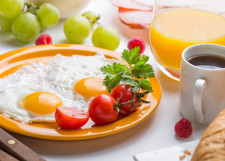 Breakfast meal at Sunny View Care Center in Ankeny, Iowa